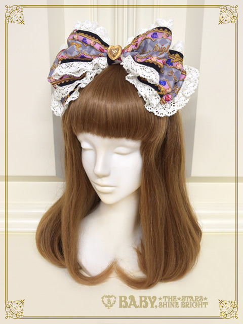 Alice in the Crystal Palace head bow