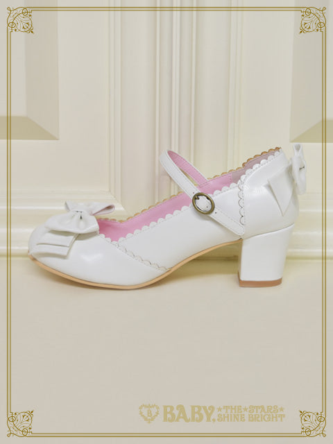 Antique Ribbon Shoes