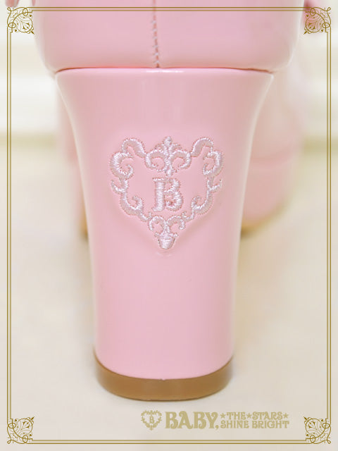 Princess Drop Embroidered Enamel Dolly Shoes