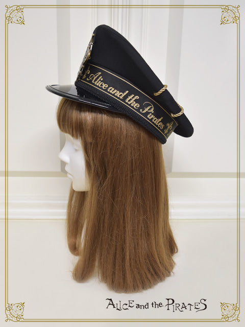 Beast-trainer Imelda and Ricardo's hat