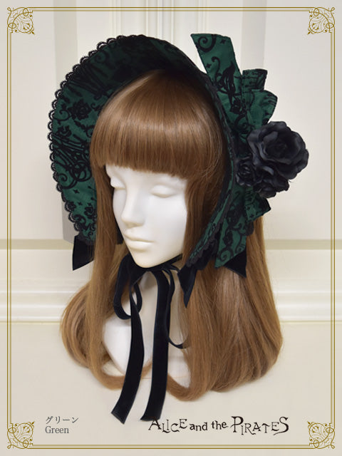 Chandelier-flocky Classical Bonnet