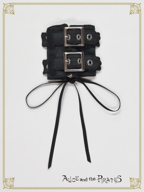Dark luminance wristband