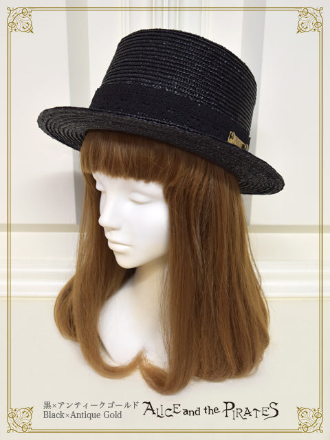 Straw hat with A/P plate