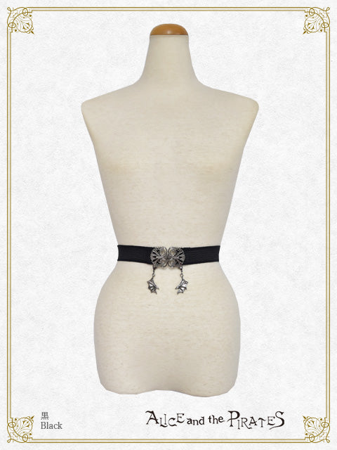 Shirring belt with devil charm