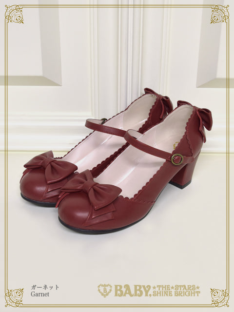 Antique ribbon shoes
