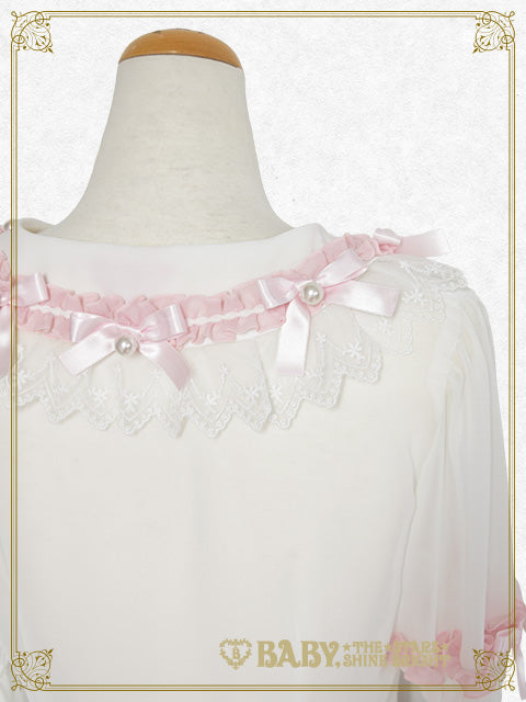 Milky sugar pearl blouse