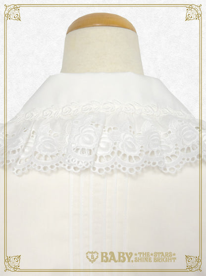 Back pin tuck blouse