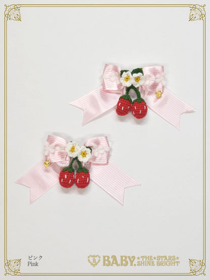 Swinging Strawberry Garden Ribbon Clip