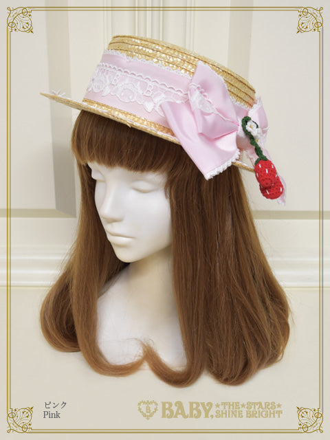 Kumya-chan and swing strawberry boater hat