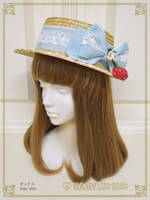 Kumya-chan and swing strawberry boater hat