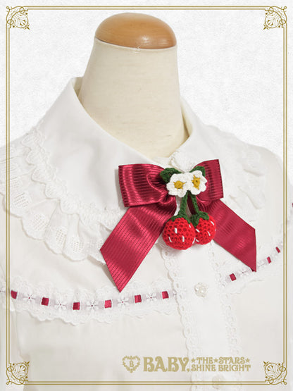 [Pre-order] Swinging Strawberry Garden Long Sleeve Blouse