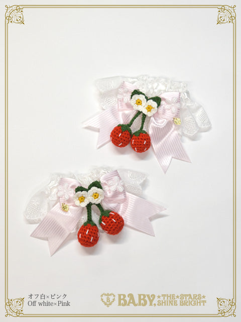 [Pre-order] Swinging Strawberry Garden cuffs