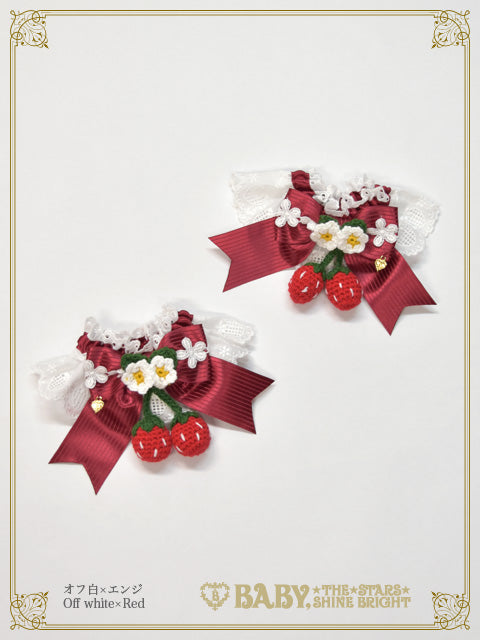 [Pre-order] Swinging Strawberry Garden cuffs