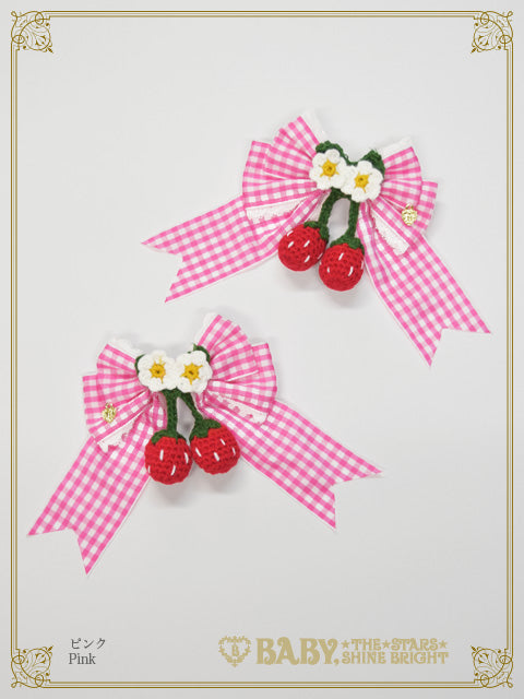Swinging Strawberry’s Happy Berry Present Gingham Ribbon Clip