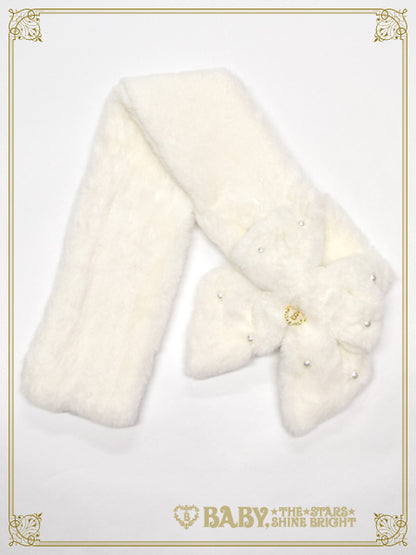 Ribbon and pearl fur muffler