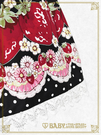 Juicy Strawberry Memory柄スカート