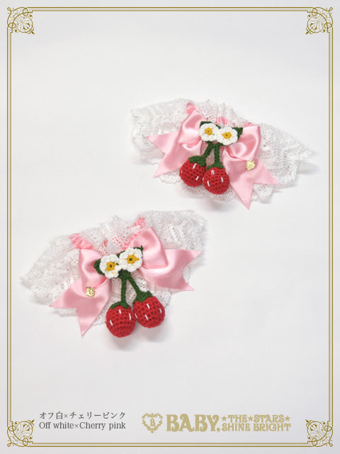 [Pre-order] Doki Doki♡Heart fluttering Princess Strawberry Satin Ribbon Cuffs