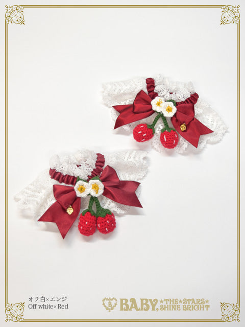 [Pre-order] Doki Doki♡Heart fluttering Princess Strawberry Satin Ribbon Cuffs