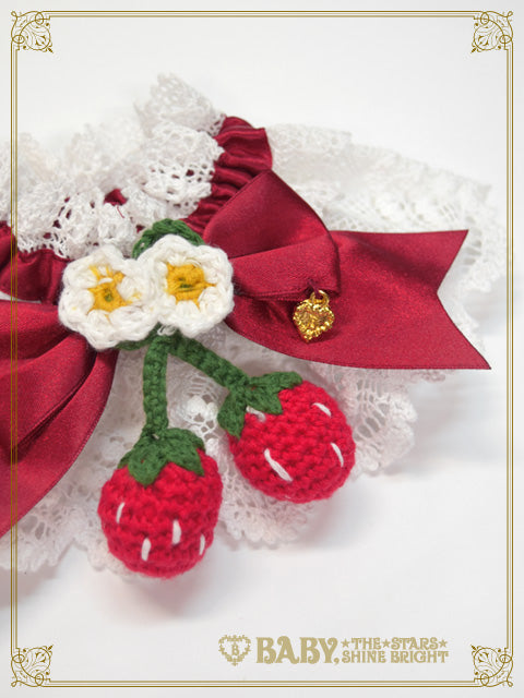 [Pre-order] Doki Doki♡Heart fluttering Princess Strawberry Satin Ribbon Cuffs