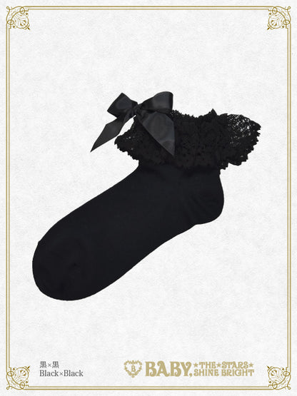 Torsion lace crew length socks