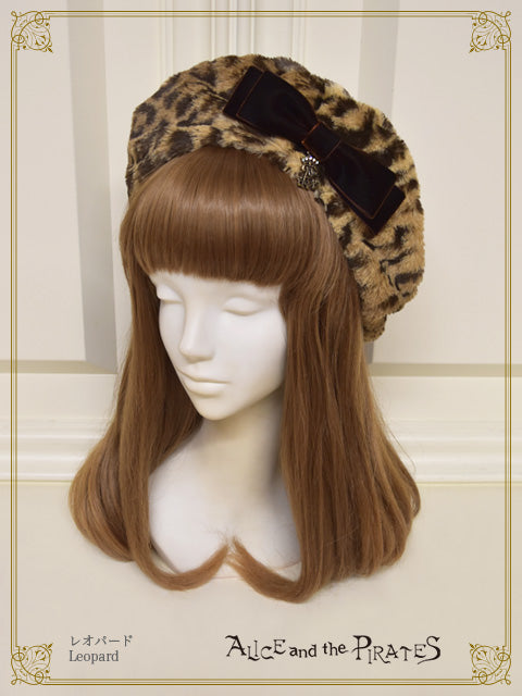 Leopard fur beret