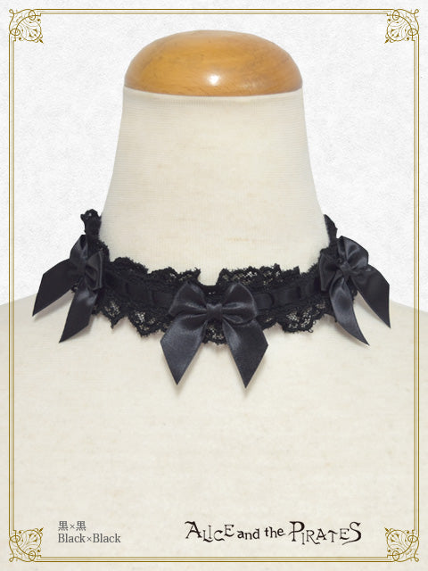 Ribbon lace choker