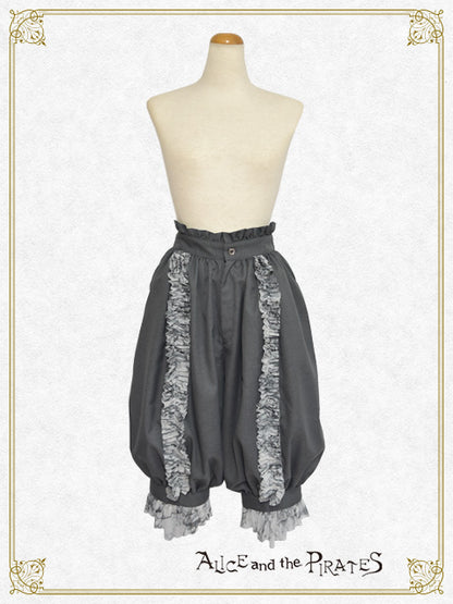 Spooky Shadow ボリュームパンツ