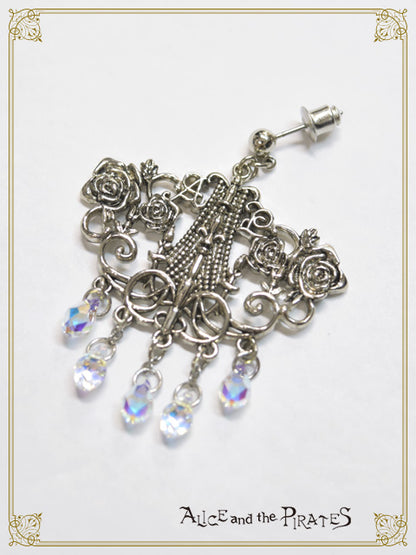 シャンデリアピアス