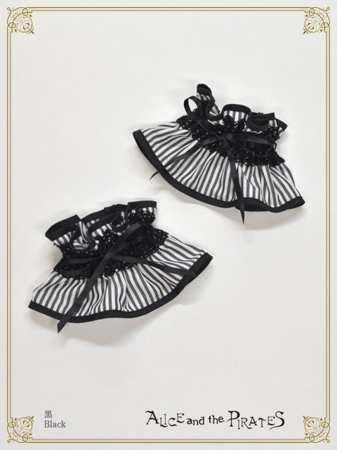 Stripe cuffs