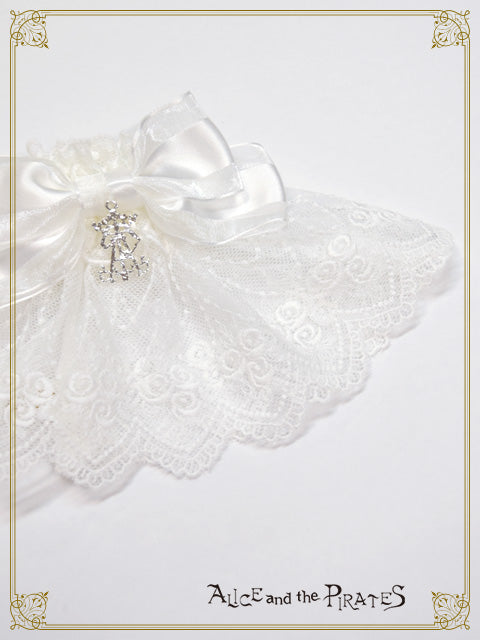 A/P tulle lace cuffs