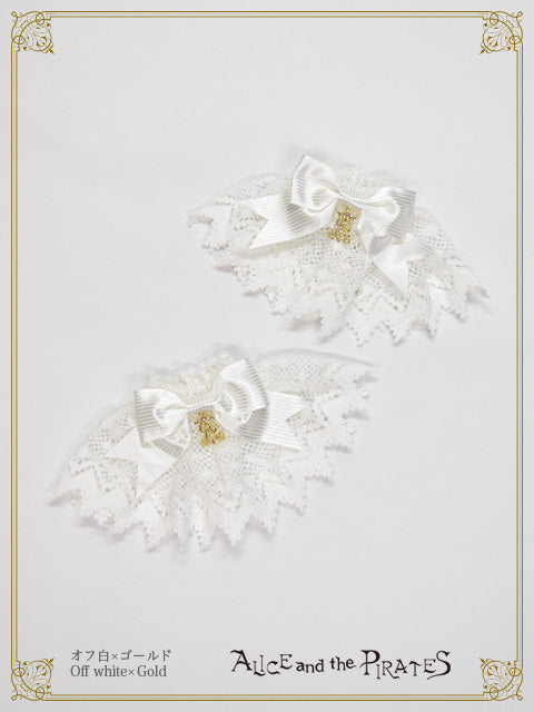 A/P torsion lace sleeve cuffs