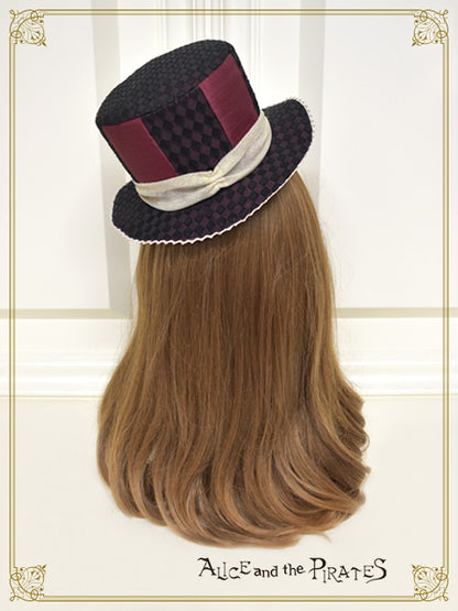 夢か現か、記憶の中のPiste d'un cirque “Deux”ミニハット