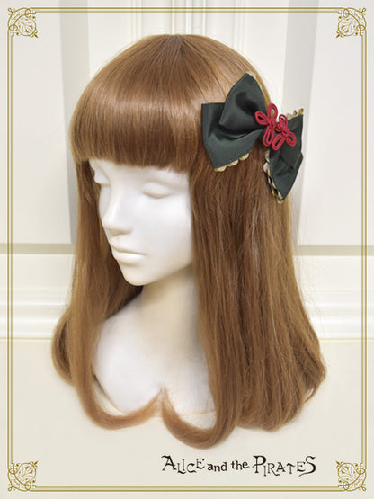 Grosgrain ribbon clip with frog button