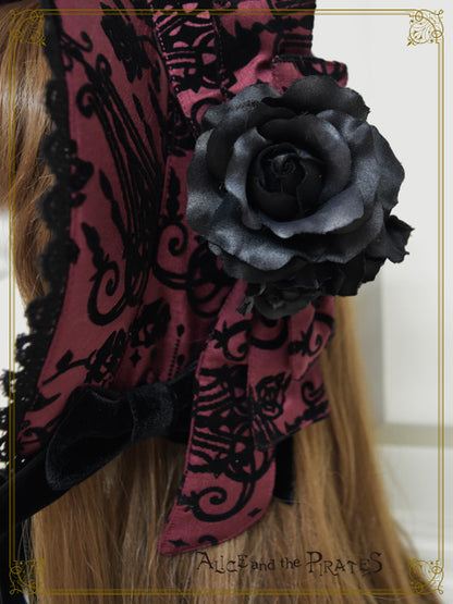 Chandelier-flocky Classical Bonnet