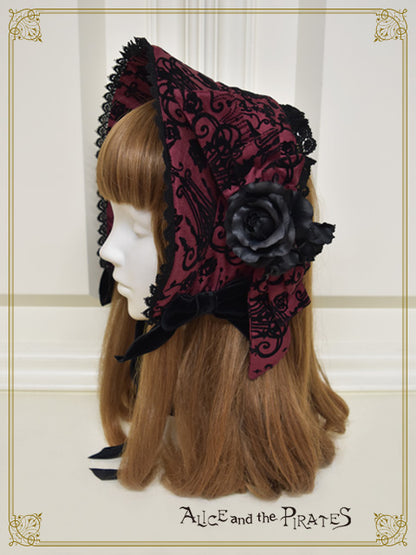 Chandelier-flocky Classical Bonnet