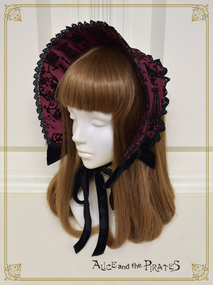 Chandelier-flocky Classical Bonnet