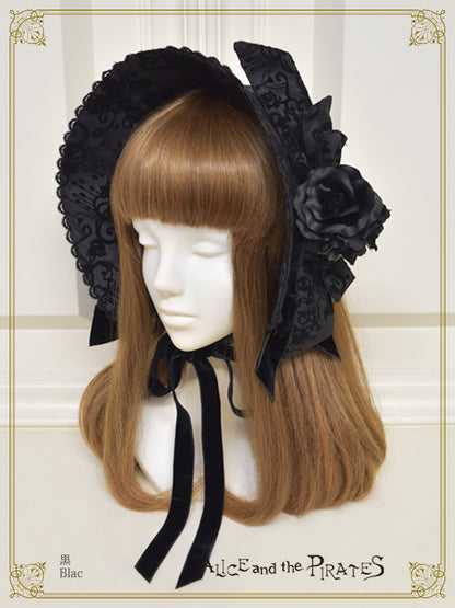 Chandelier-flocky Classical Bonnet