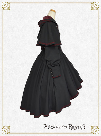Le petit chaperon noirケープ付きコートワンピース