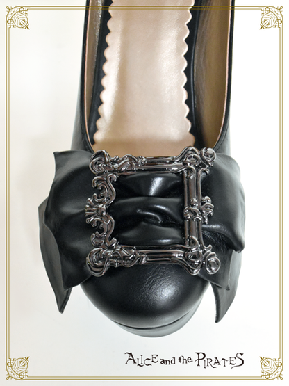 小悪魔パンプス