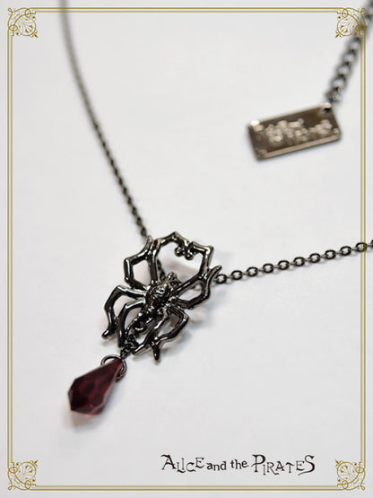 ネフィラネックレス