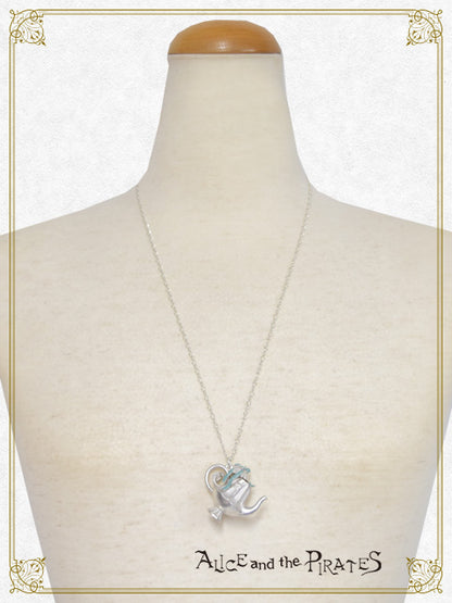 魔女の魔法のティーポットネックレス