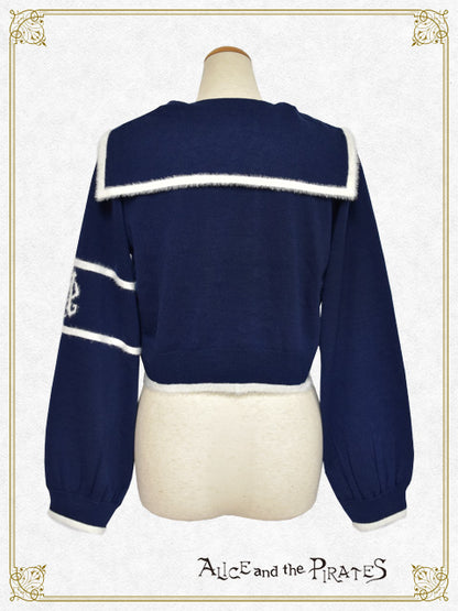 セーラーカラーのショート丈カーディガン