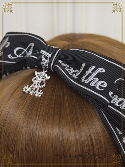 A/P logo ribbon Center Ribbon Head Bow
