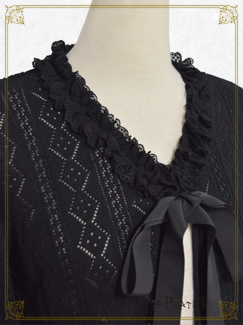 透かし編みカーディガン