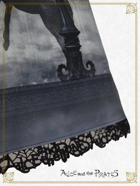 【予約】Haunted Carousel～永遠に巡る死への誘い～柄ワンピース