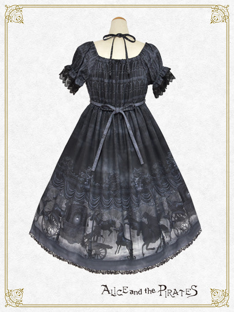 【予約】Haunted Carousel～永遠に巡る死への誘い～柄ワンピース