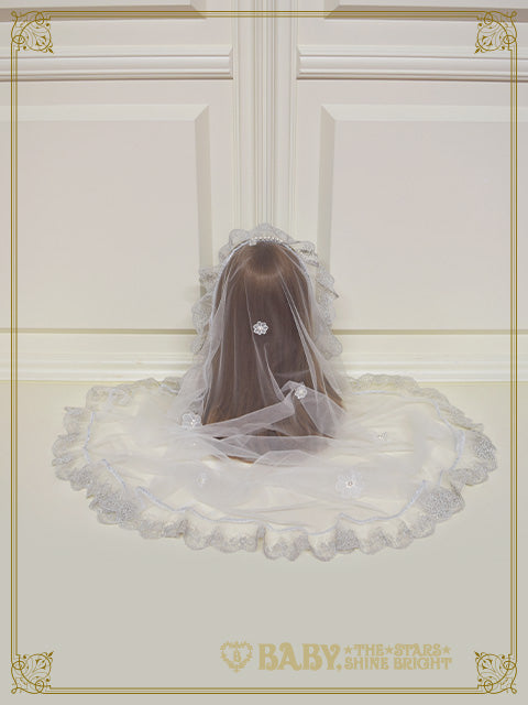 “Build-to-order” La Princesse Papillon maria veil