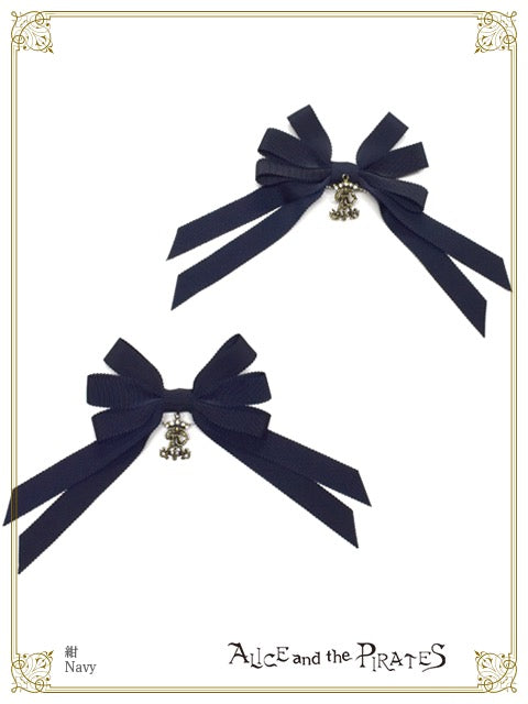 Multiple ribbon clip